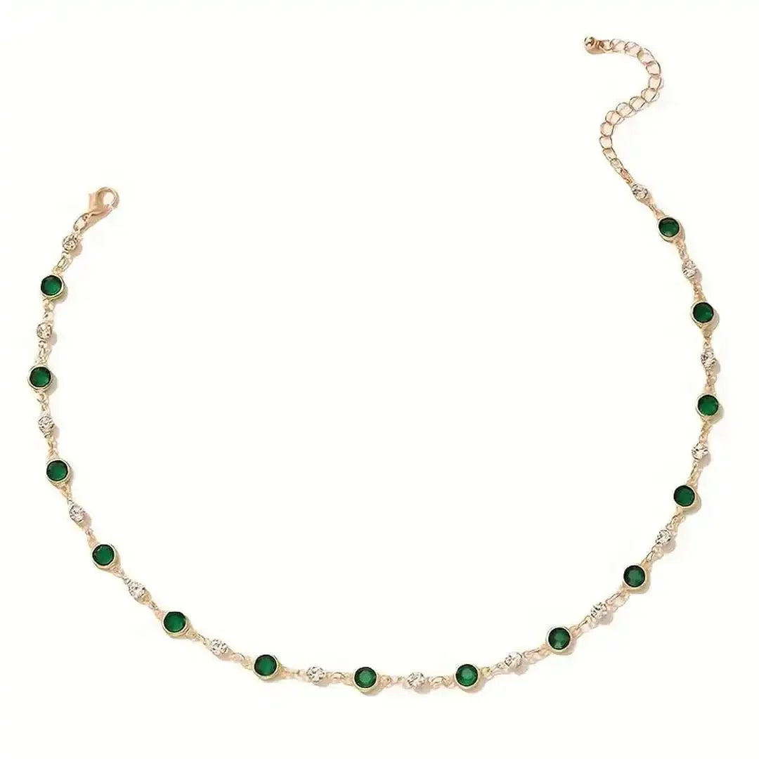 Victoire | Collier de Station Émeraude Verdante — Élégance étincelante