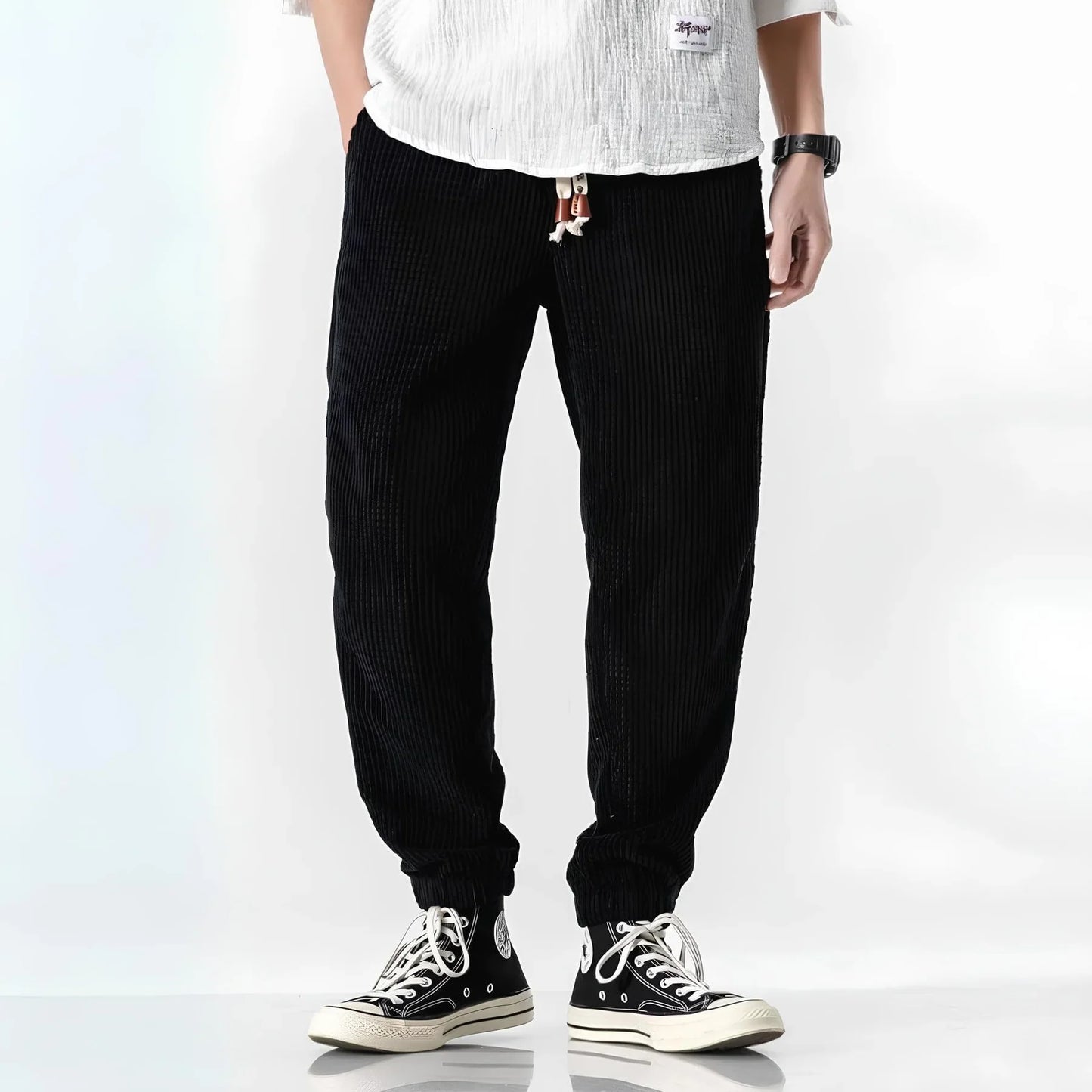 DISTESS | Pantalons en velours modernes