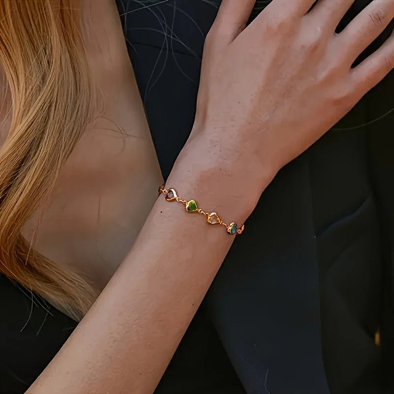 Elle | Bracelet en forme de cœur unique et élégant