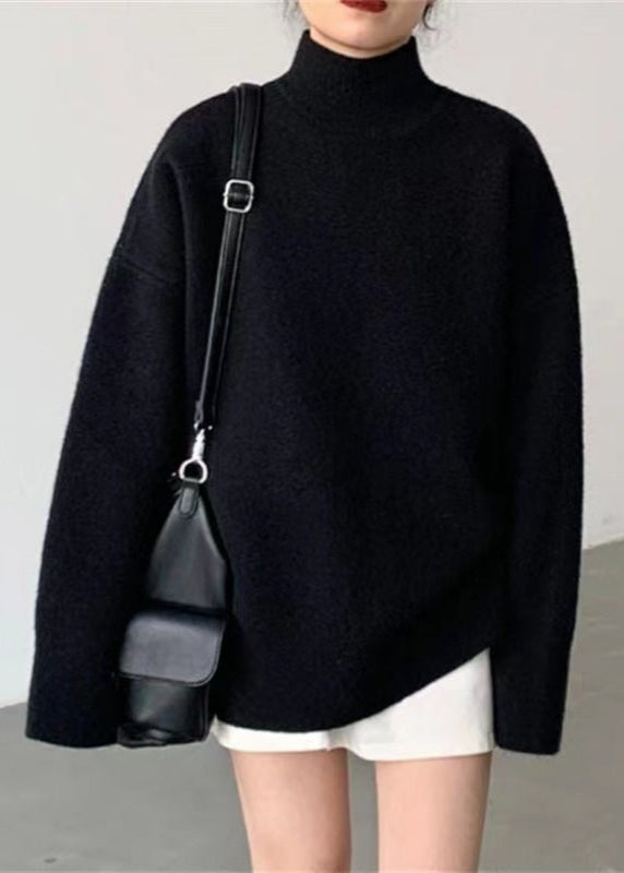 Πουλόβερ με φαρδιά στρογγυλή λαιμόκοψη